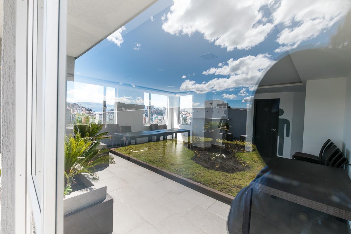 Suite De Lujo, Piso Alto, Junto Parque Carolina Quito Exterior photo